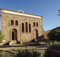 Broken Hill Outback Church Stay - Accommodation QLD