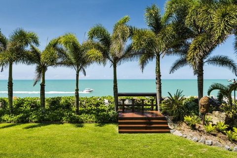 Trinity Beach Palace - Accommodation QLD 2