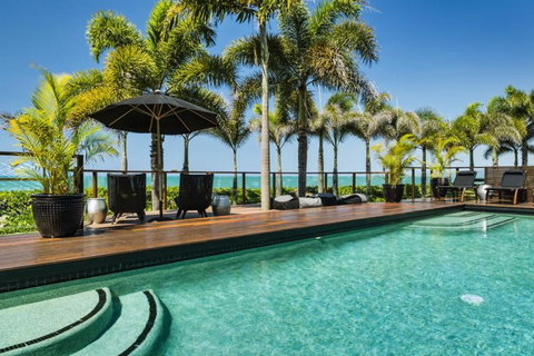 Trinity Beach Palace - Accommodation QLD 13