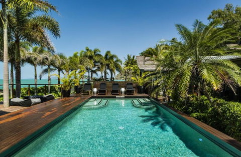 Trinity Beach Palace - Accommodation QLD 14