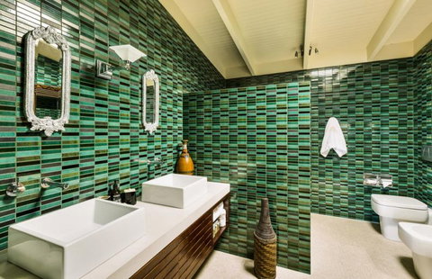 Trinity Beach Palace - Accommodation QLD 8