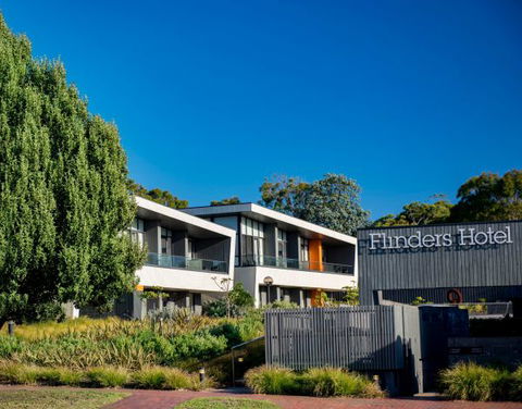 Flinders Hotel - Accommodation QLD 0