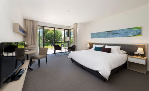 Flinders Hotel - Accommodation QLD 8