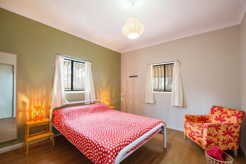 Mt Lofty YHA - Accommodation QLD 2