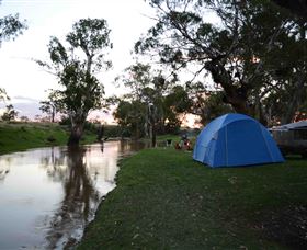 The Woolshed At Jondaryan Caravan And Camping - Accommodation QLD 1