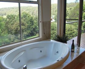 Ravensbourne Escape - Accommodation QLD 0