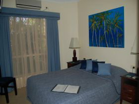 While Away Bed And Breakfast - Accommodation QLD 2