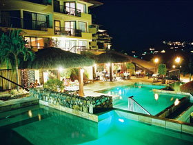 At Waters Edge Resort - Accommodation QLD 1