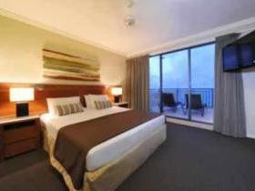 Pinnacles Resort - Accommodation QLD 2
