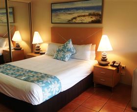 At Boathaven Spa Resort - Accommodation QLD 2
