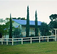 Milford Country Cottages - Accommodation QLD