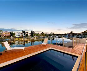 The Waterfront House - Accommodation QLD 1