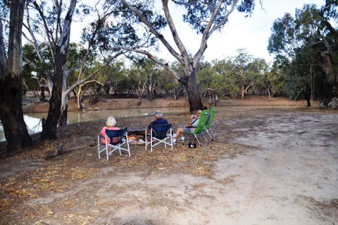 Beds In The Barwon - Accommodation QLD 6