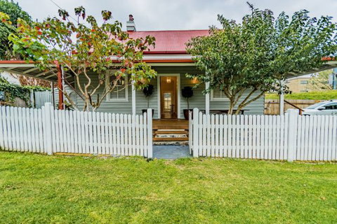 Hindmarsh Park Holiday Cottage - Accommodation QLD 1