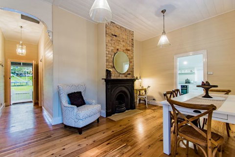 Hindmarsh Park Holiday Cottage - Accommodation QLD 3