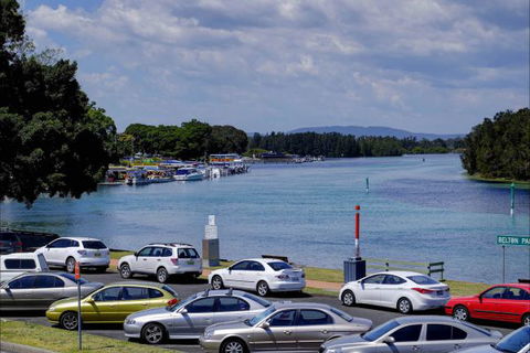Lakes And Ocean Hotel - Accommodation QLD 5