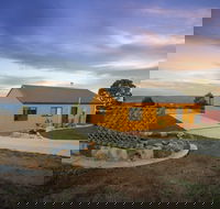 Majestic View Cottages - Accommodation QLD