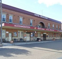 Binalong Hotel - Accommodation QLD