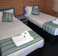 The Oaks Hotel Motel  - Accommodation QLD