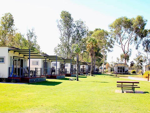 Discovery Parks - Maidens Inn, Moama - Accommodation QLD 0