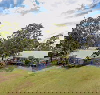 Vineyard Hill Resort - Accommodation QLD
