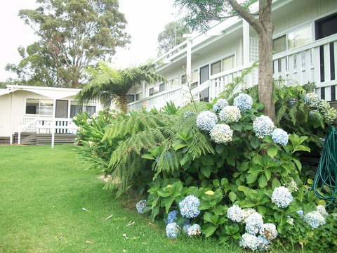 Top Of The Lake Holiday Units - Accommodation QLD 0