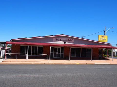 Railway Hotel Condobolin - Accommodation QLD 1