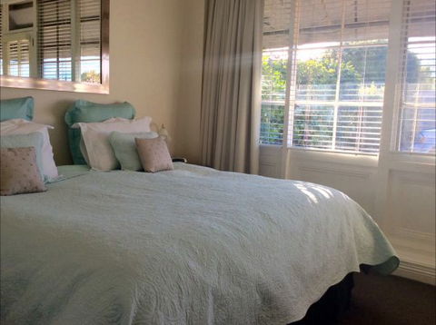 Rose Cottage - Accommodation QLD 10