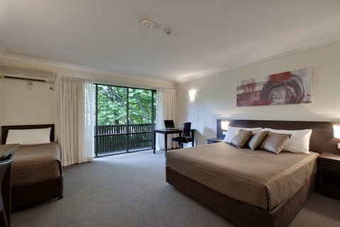 Tall Trees - Accommodation QLD 3