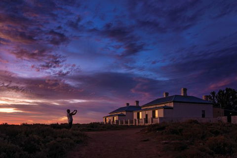 Point Lowly Lighthouse Cottages - Accommodation QLD 1