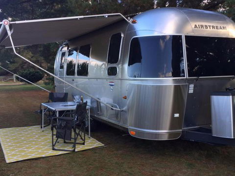 Silver Bullet Airstream Accommodation - Accommodation QLD 0
