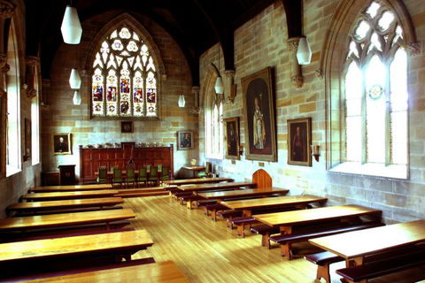 University Stays - Accommodation QLD 1