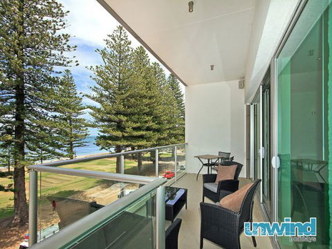 Unwind At 29 Breeze Penthouse - Accommodation QLD 3