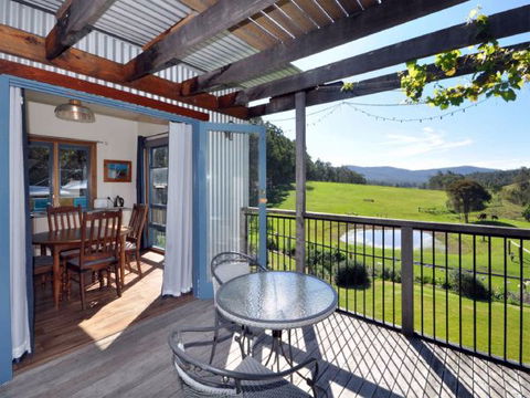 Wedge-tail Loft - Accommodation QLD 0