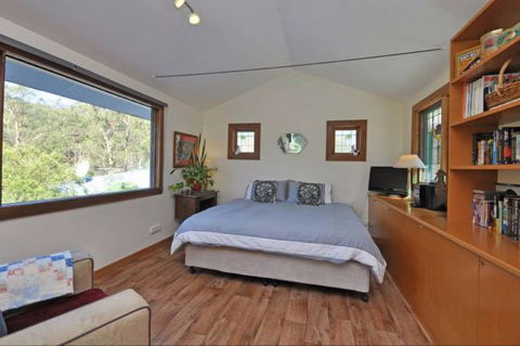 Wedge-tail Loft - Accommodation QLD 1
