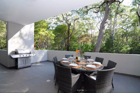 Aqua Leaf Apartment - Accommodation QLD 10