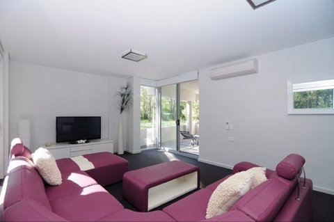 Aqua Leaf Apartment - Accommodation QLD 13