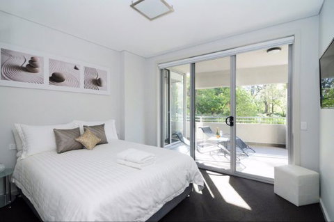 Aqua Leaf Apartment - Accommodation QLD 14