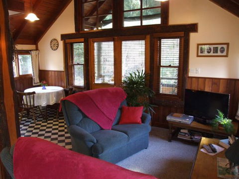 Lavender Hue - Accommodation QLD 1