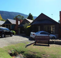 Mackey's Peak Villas - Accommodation QLD