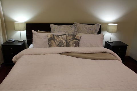 Mackey's Peak Villas - Accommodation QLD 4