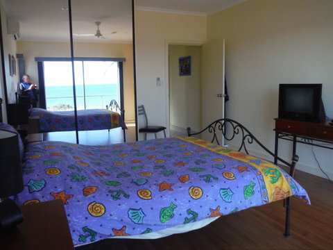 Santorini Sunset - Accommodation QLD 3
