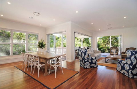 Aqua Leaf Apartment - Accommodation QLD 9