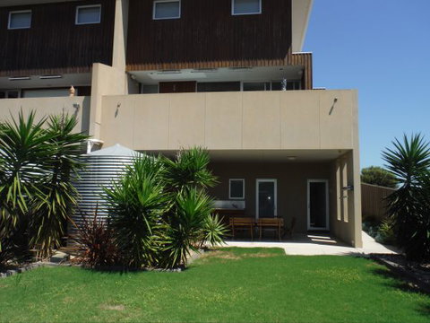 Relax At Tipara - Accommodation QLD 3