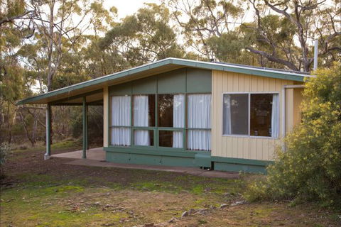 Alligator Lodge - Mount Remarkable National Park - Accommodation QLD 3