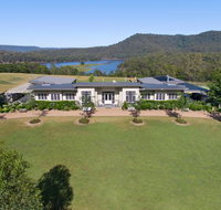 Lake David - Accommodation QLD