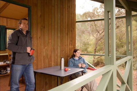 Alligator Lodge - Mount Remarkable National Park - Accommodation QLD 2