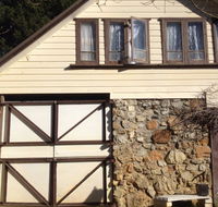 Peanuts Funny Farm - Accommodation QLD