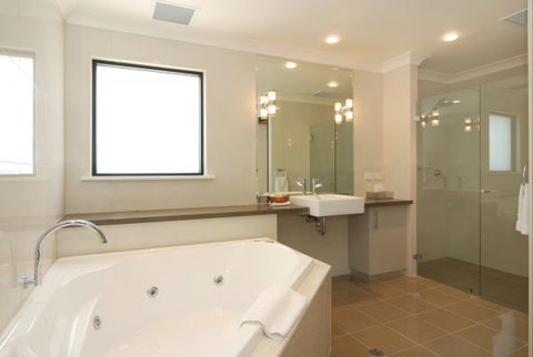 Tanunda Hotel And Apartments - Accommodation QLD 3