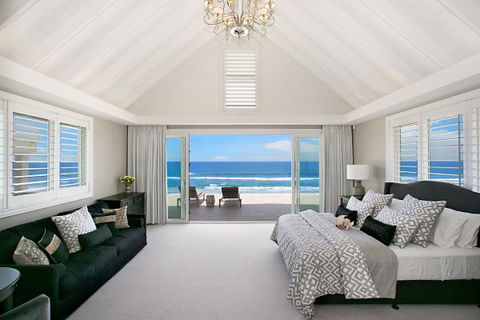 Oceans 74 - An Elite Holiday Home - Accommodation QLD 12